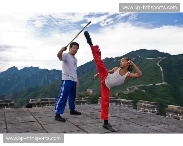 跨界对决：一龙的中国功夫梦与泰拳王者的荣耀之争